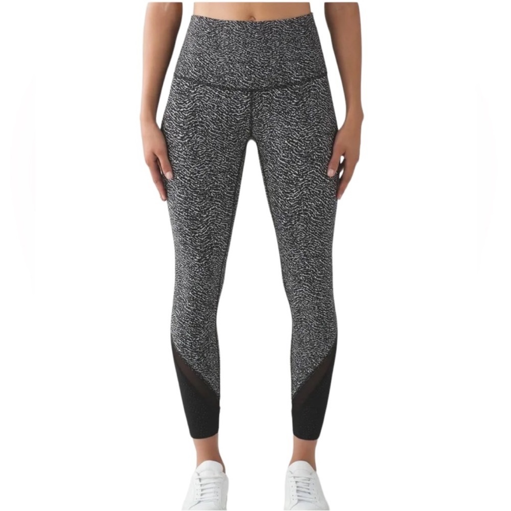 Lululemon Wunder Under Pant (Hi-Rise) (Laser Cut) - Picture 8 of 12